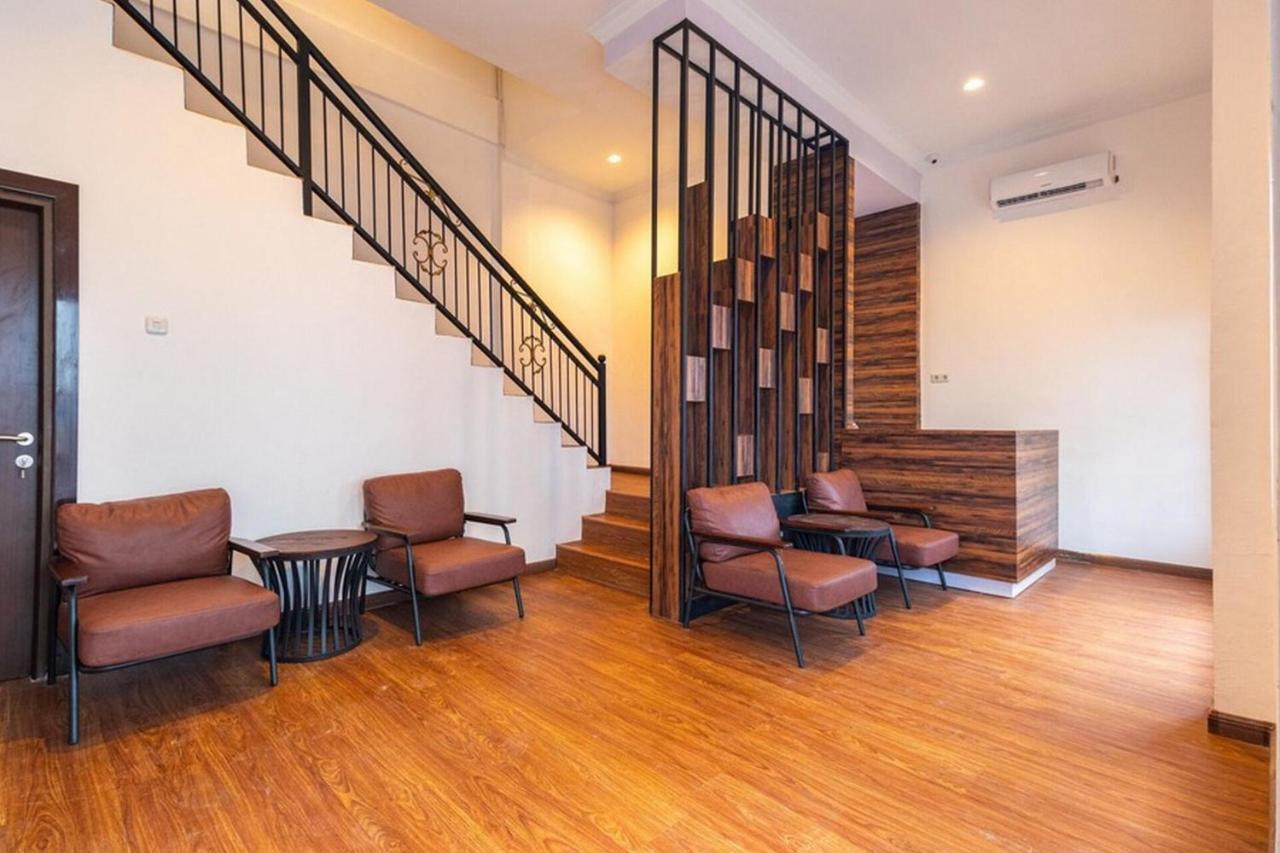 Reddoorz @ Binjai Hotel Ngoại thất bức ảnh