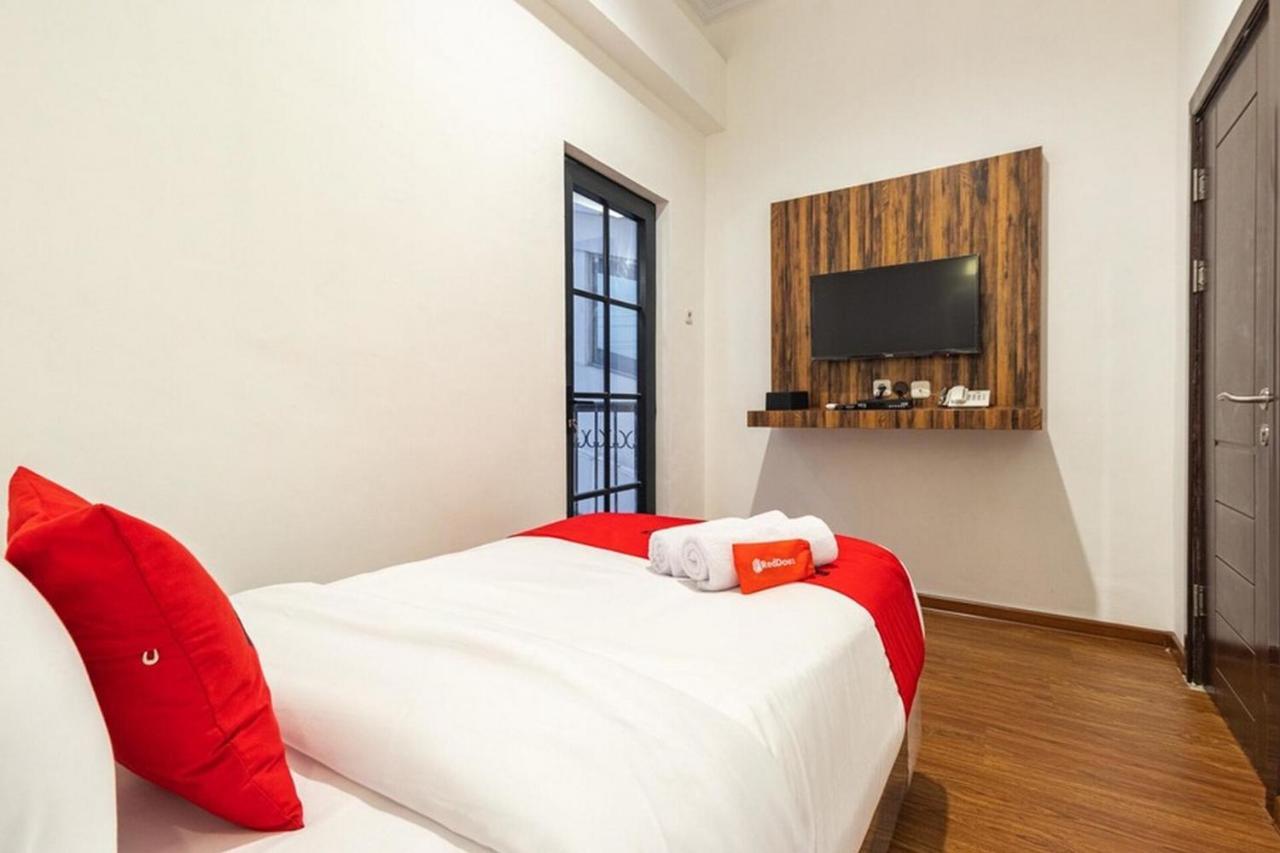 Reddoorz @ Binjai Hotel Ngoại thất bức ảnh